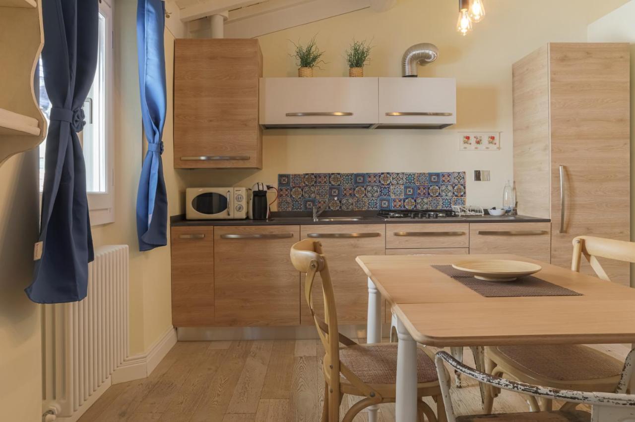 Margarida Apartment ฟลอเรนซ์ ภายนอก รูปภาพ